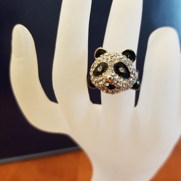 Jewelry - RING - Size 6/7